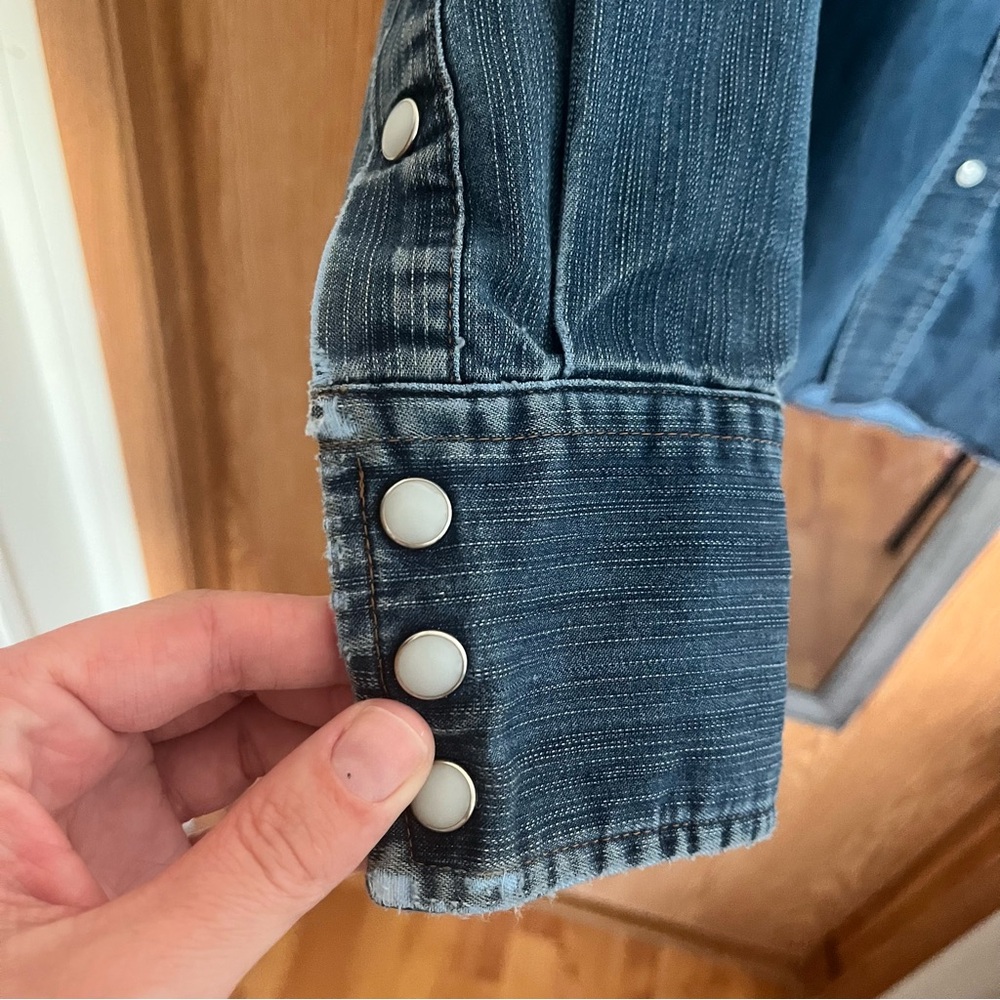Wrangler Advanced Comfort Denim Shirt - Picture 3 of 6